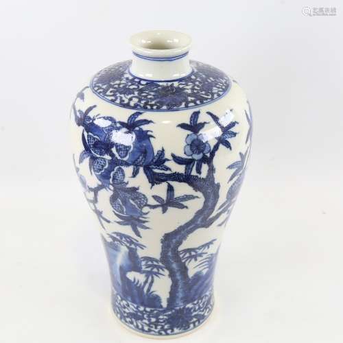 A Chinese blue and white porcelain Mei Ping porcelain vase, ...