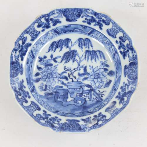 A Chinese blue and white porcelain bowl, diameter 16cm, A/F ...