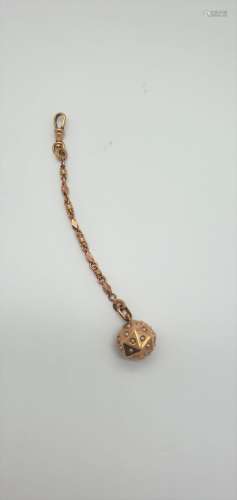 18K黄金（75万分之一）的手表链元素，装饰着一个半珍珠镶嵌的球形吊...