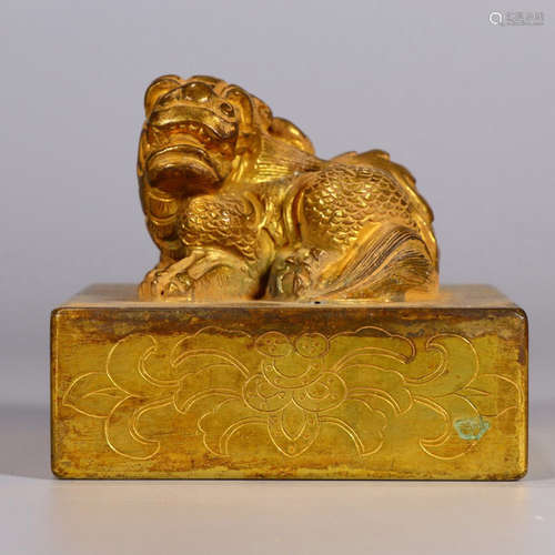 A gilt-bronze mythical beast square seal