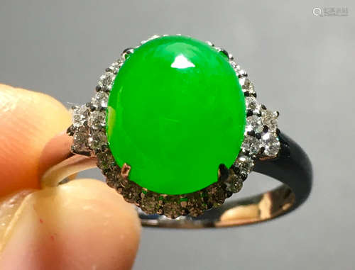 ICY JADEITE AND DIAMOND RING