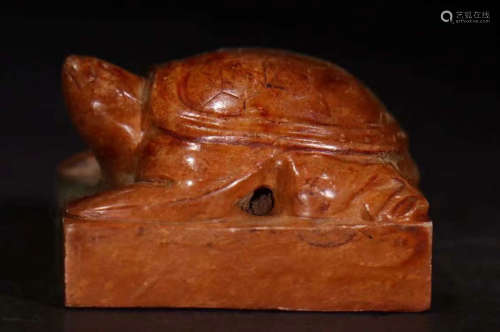 ANTIQUE JADE SEAL CARVED WITH TORTOISE