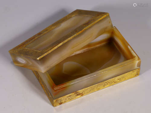 AGATE BOX WRAPPED WITH GOLD