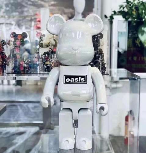 Bearbrick oasis白 绿洲乐队 1000%