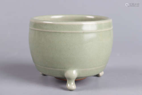 Chinese Song Qing Glazed Porcelain Tripod Furnace