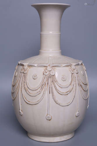 Chinese Ding Wave Porcelain Bottle