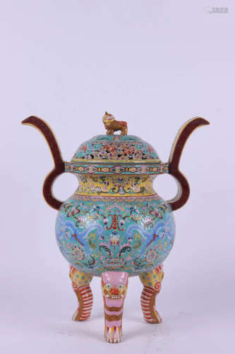 Chinese Enamel Color Porcelain Tripod Furnace