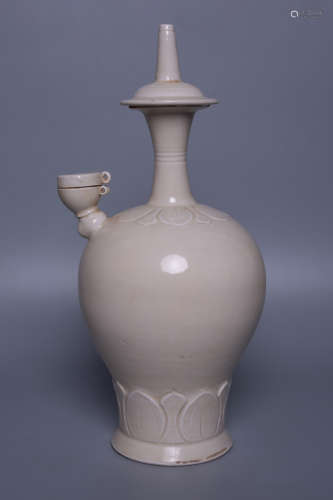 Chinese Ding Wave Porcelain Water Vessel