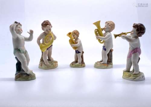 德国（？），19世纪中期珐琅彩小瓷管弦乐队，五名儿童乐手姿态各异四件...