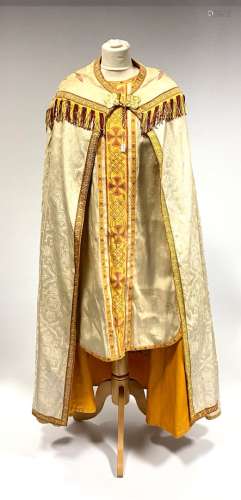 袍子和丝巾19世纪末(对辫子的磨损)袍子的高度：91厘米高度：130厘米