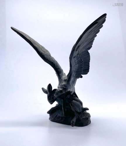 安东尼-路易-巴里 (1796-1875)老鹰抓住野兔带有棕色铜锈的青铜雕...