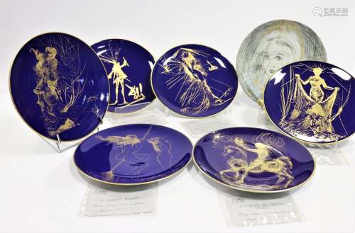 萨尔瓦多-达利(1904-1989)七个利摩日瓷盘，Raynaud制造编号为1901...