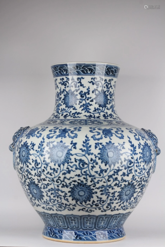 A BLUE AND WHITE JAR.MARK OF QIANLONG