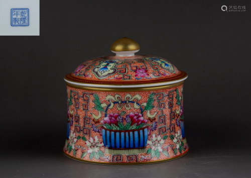 AN ENAMELLED BOX AND COVER.MARK OF QIANLONG