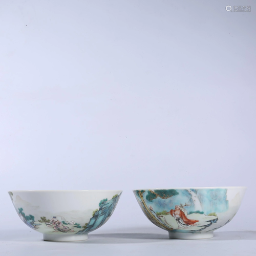 A PAIR OF FAMILLE-ROSE BOWLS.MARK OF JIAQING