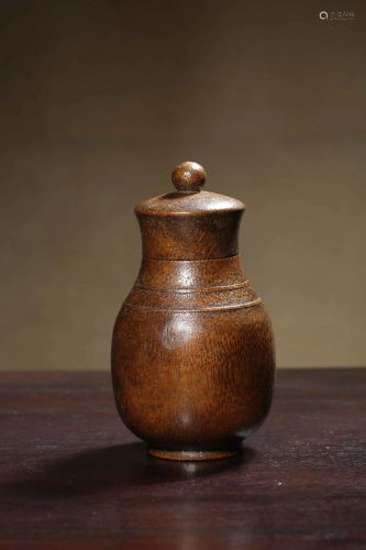 A CARVED BAMBOO TEAJAR AND COVER.REPUBLIC PERIOD