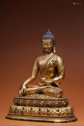 A GILT-BRONZE FIGURE OF SHAKYAMUNI.QING PERIOD