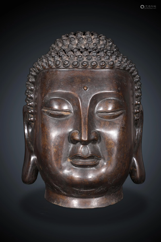 A BRONZE BUDDHA HEAD.MING PERIOD