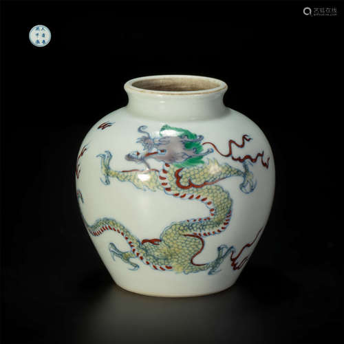 Jar with dragon pattern from Qing