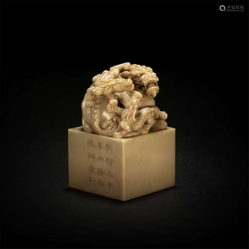 Shou Shan stone seal in lion form from Qing