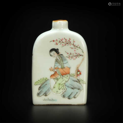 Ceramic snuff bottle from Qing