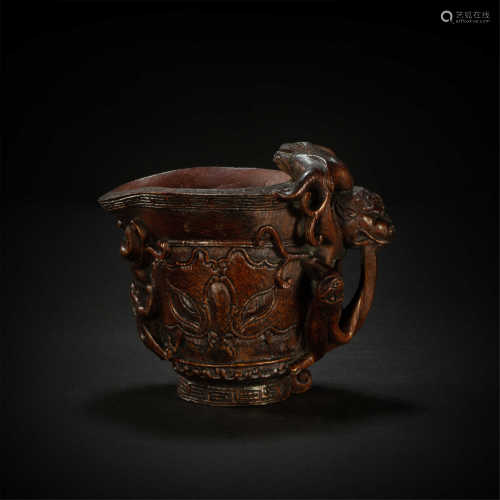 Wood carving cup from Qing