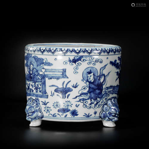 Blue and white ceramic censer from Ming