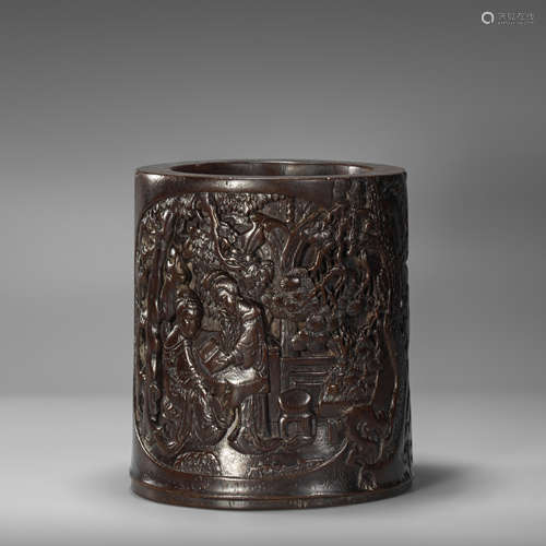 Agilawood writing tool container from Qing