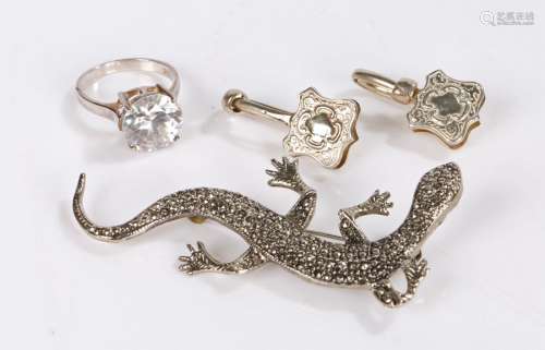 Silver brooch in the form of a lizard , gross weight 11.8g t...