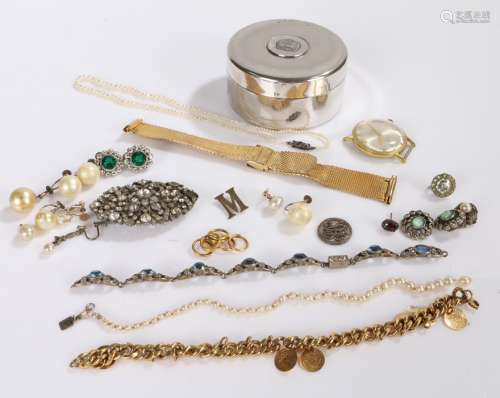 Jewellery, to include a single diamond set and pearl earring...