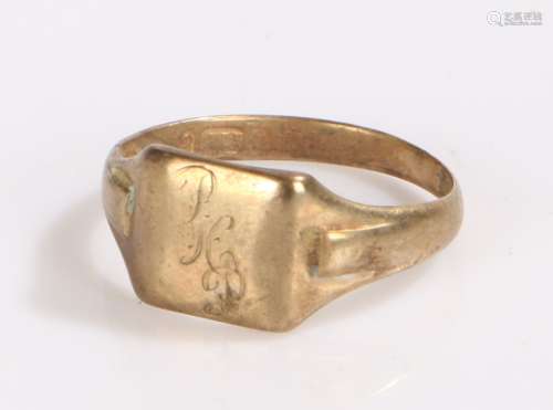 9 carat gold signet ring, the head initialled PHP, ring size...