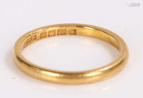 22 carat gold wedding band, 3.2 grams