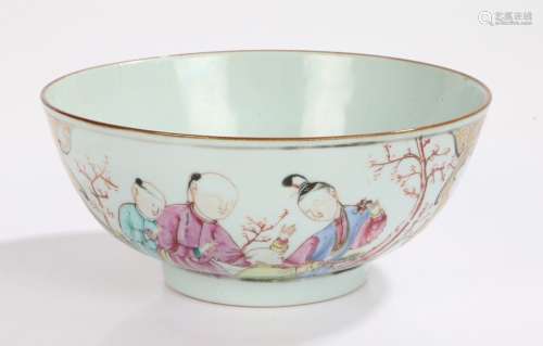 18th Century Chinese Famille rose porcelain bowl, painted wi...
