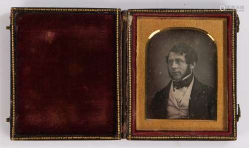 19th Century sixteenth plate daguerreotype, of a gentleman, ...