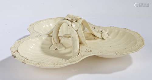 Late 18th Century Leeds creamware serving dish, circa 1790, ...