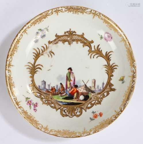18th Century Meissen saucer with gilt decoration with sprays...