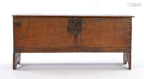 17th Century oak coffer, the rectangular top above a line ca...