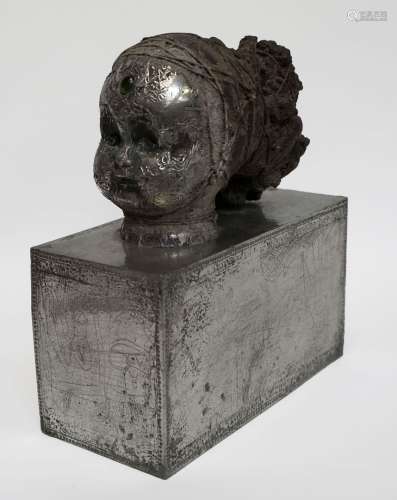 Gérard MOROT-SIR（1931-2003）婴儿的头。雕塑构图，刻有黑色铜锈的铝...