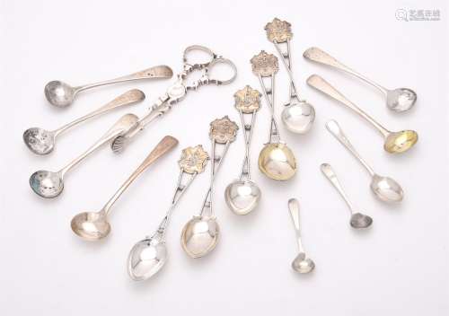 Five matched silver tea spoons