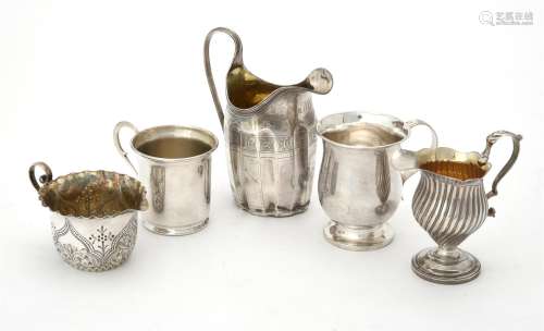 An Edwardian silver baluster mug by Wakely & Wheeler