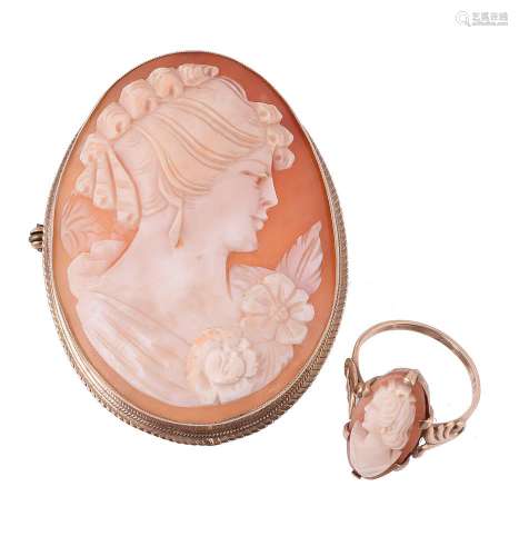 A 9 carat gold 1970s shell cameo brooch