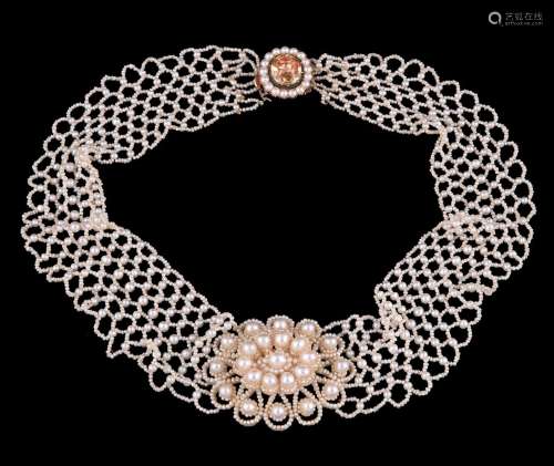 Y A late George III seed pearl and topaz necklace