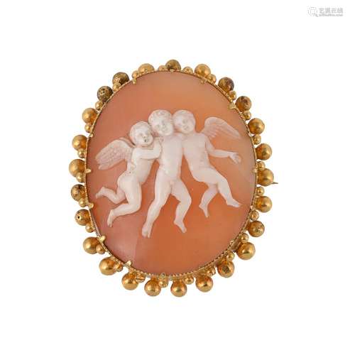 A Victorian shell cameo brooch