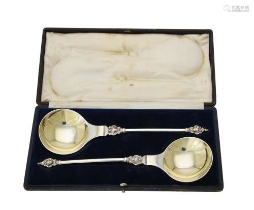 A cased pair of Victorian silver anointing spoons by John Al...