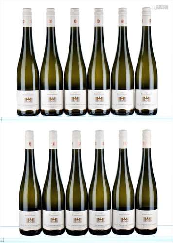 ß 2010 Niederhauser Riesling Trocken. Gut Hermannsberg - (Ly...