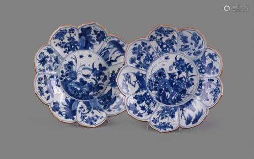 A pair of Chinese porcelain blue and white lotus flower shap...