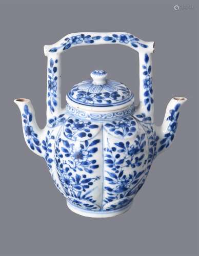 A good Chinese blue and white double-spouted teapot