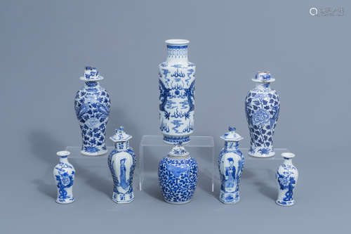 A varied collection of Chinese blue and white porcelain, 19t...