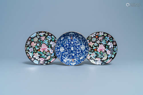 A pair of Chinese famille rose 'millefleurs' plates and a bl...