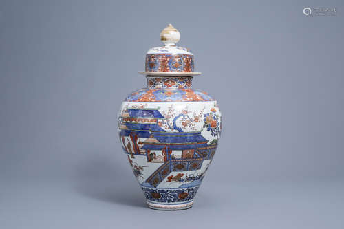 A large Japanese Imari vase and cover, Edo, 18th/19th C.